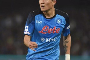 开元官方娱乐 -曼联发布备战花絮；窗口期主帅复盘；意大利杯任务艰巨；训练强度明显提升(0809赛季意甲盘路总结)