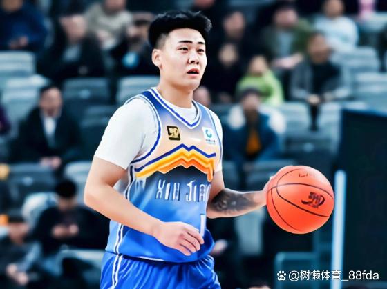 包含全明星赛倒计时，北京首钢赛后强势反弹，细节引发关注，信心回归，赛程密集仍需轮换的词条