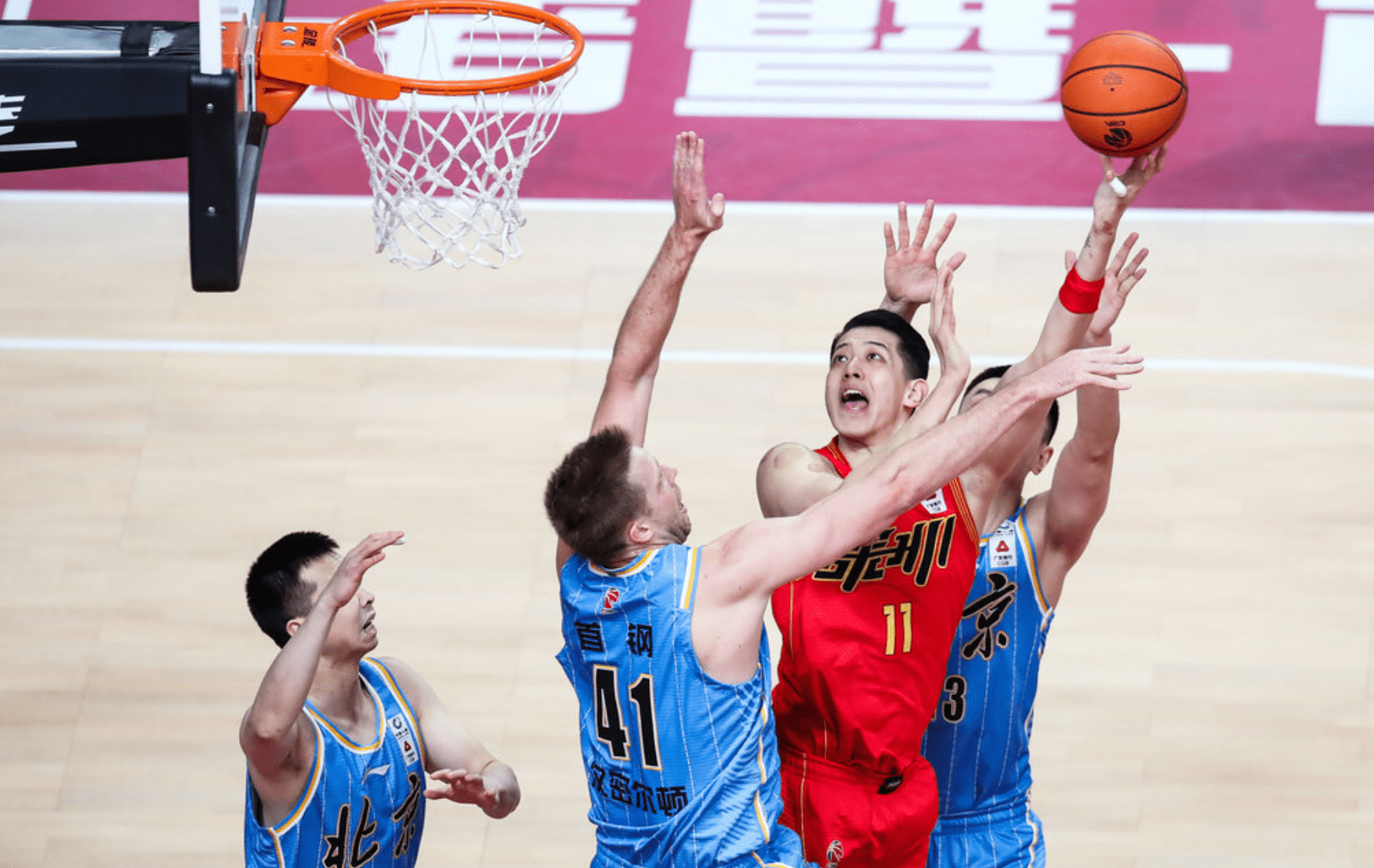 转折点葡萄牙体育调整名单，CBA季后赛集结日攻防权衡，目标明确，临场指挥获称赞的简单介绍-开元线上登入